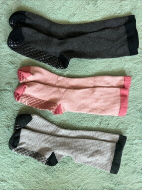 Set of 3 Cozy Gripper Knee-High Compression Socks - Black, Pink, Gray